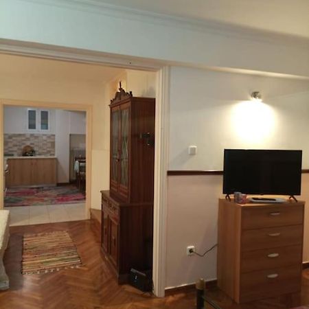 Romantic Apartment Ideal For Women! Athens Exterior photo