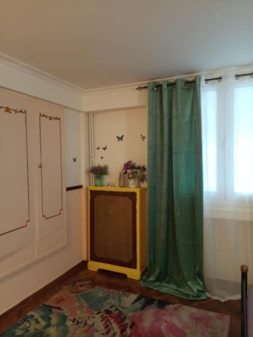 Romantic Apartment Ideal For Women! Athens Exterior photo